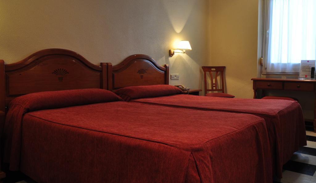 Hotel Los Rosales Almansa Camera foto