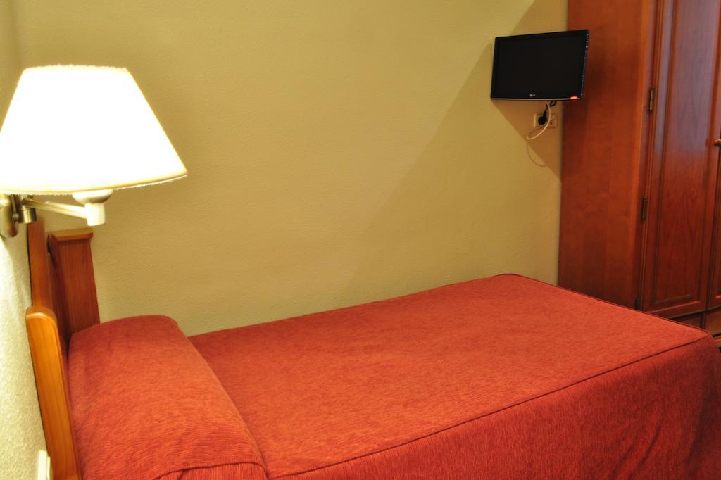Hotel Los Rosales Almansa Camera foto
